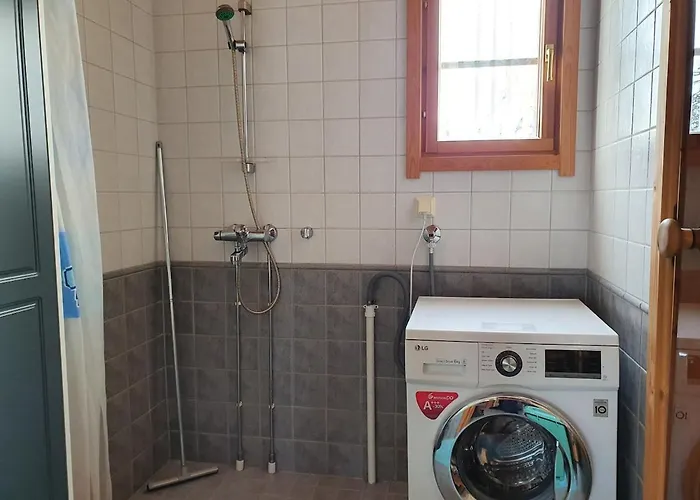 Ylaekolo - A Functional In A Good Location