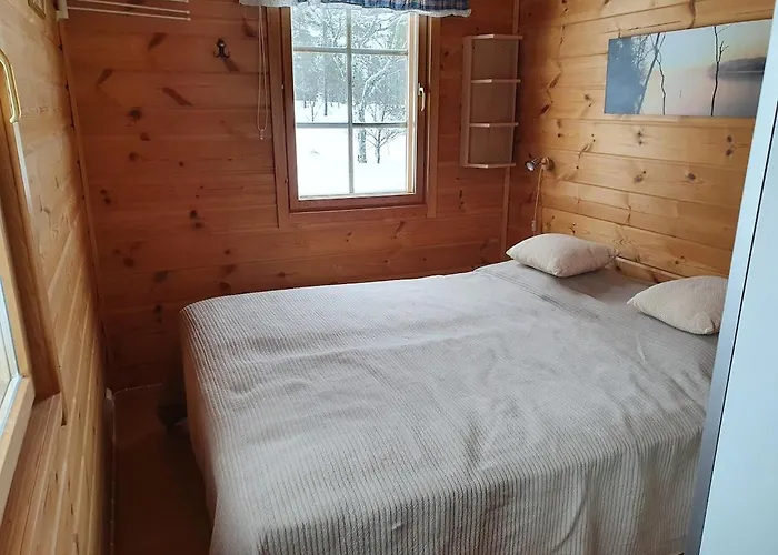 シャレー Ylaekolo - A Functional In A Good Location サーリセルカ